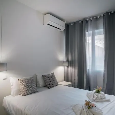 Apartment Bomjardim In Porto